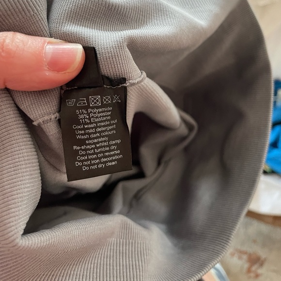 Alphalete Amplify Light Grey - Picture 3 of 10